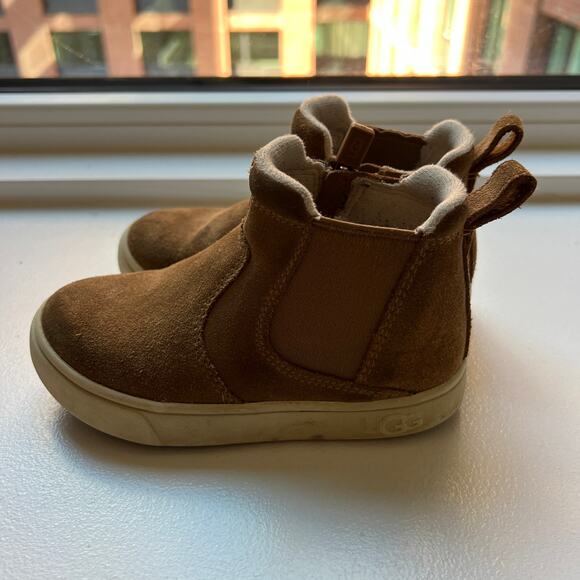 UGG Hamden II Toddler Small Kids Boot Chestnut Size 9 - Picture 2 of 10